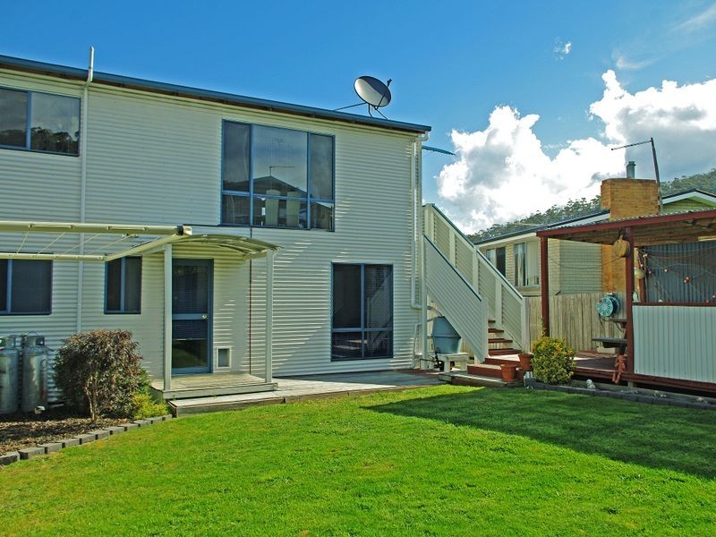 18 Weily Avenue, Bicheno TAS 7215