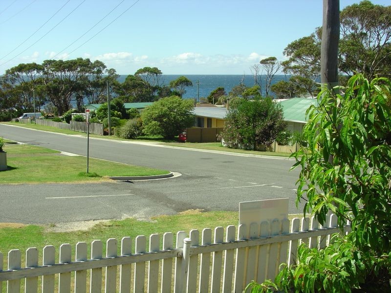 10 Douglas Street, Bicheno TAS 7215