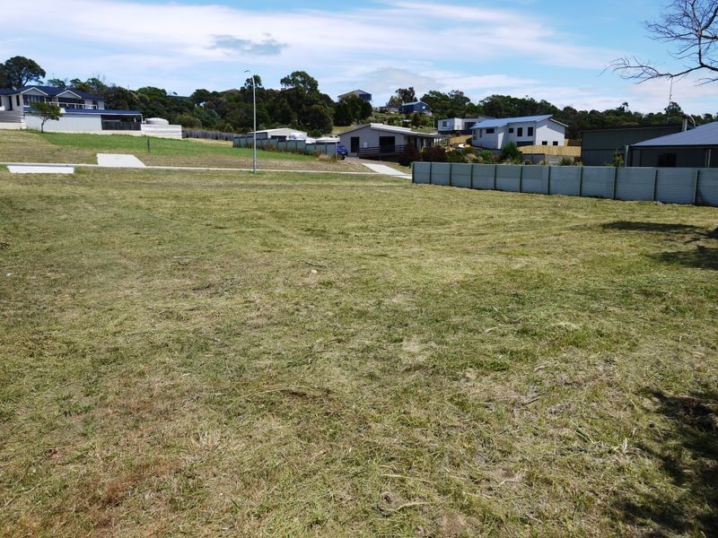 176 Hazards View Drive, Coles Bay TAS 7215