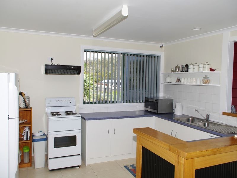 42 Gordon St, Bicheno TAS 7215