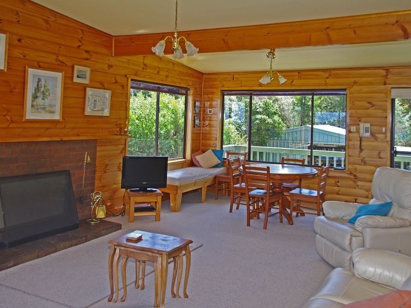 85 The Esplanade, Coles Bay TAS 7215