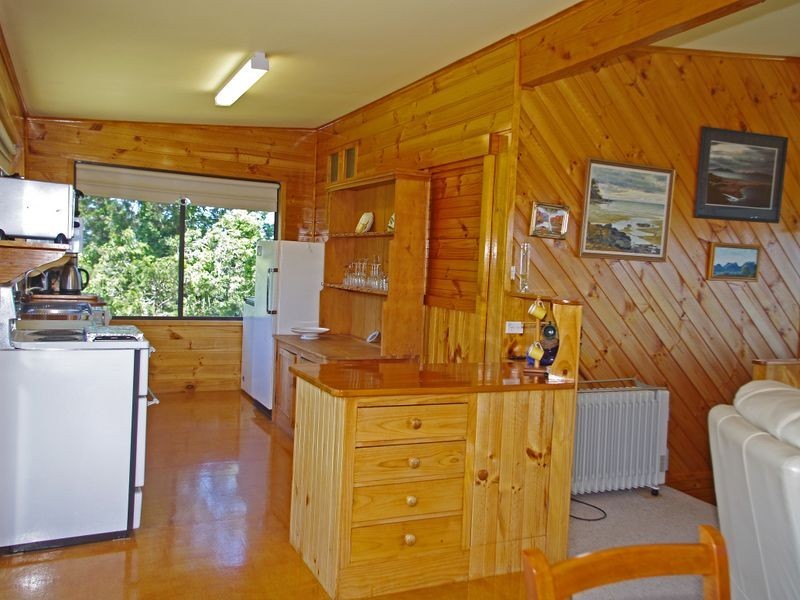85 The Esplanade, Coles Bay TAS 7215