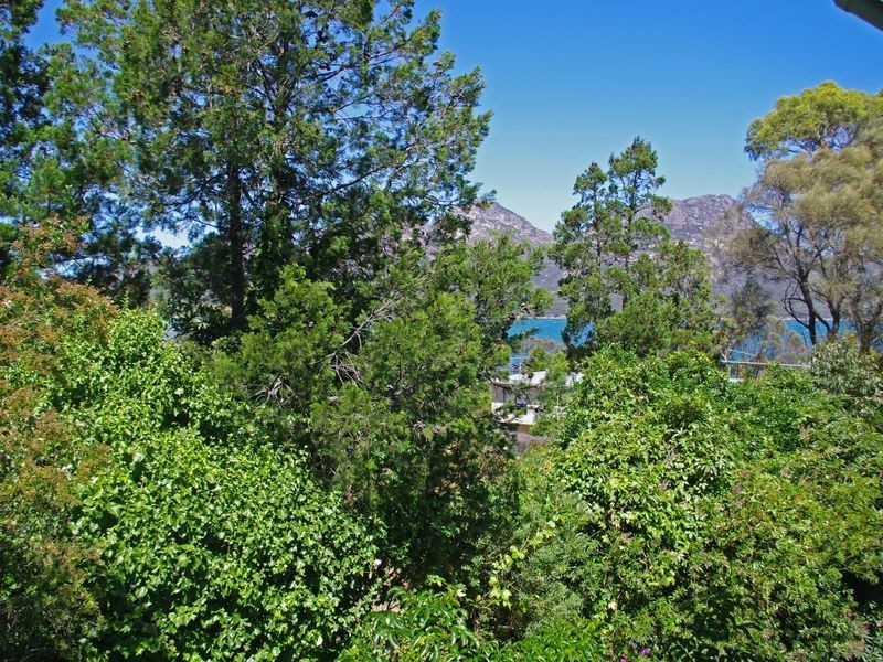85 The Esplanade, Coles Bay TAS 7215