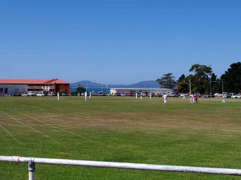 6 Victoria Street, Swansea TAS 7190