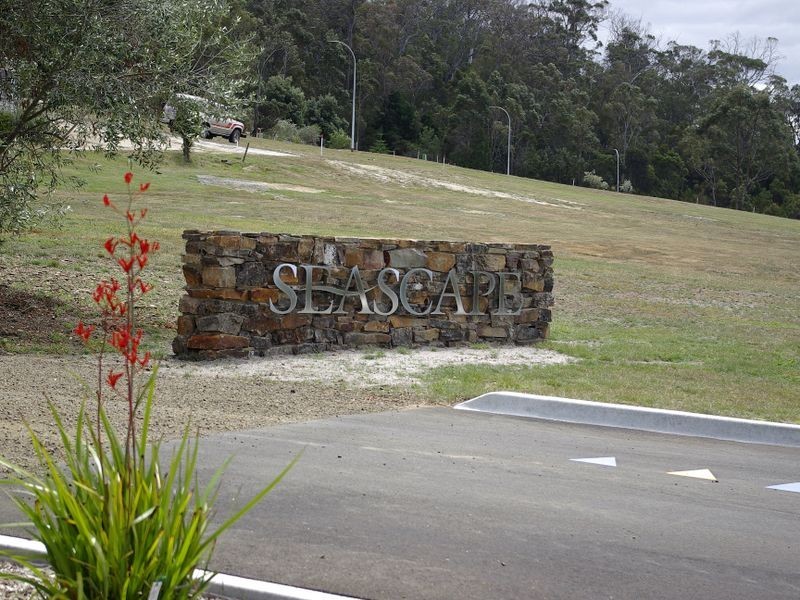 Lot 17/112 Tasman Highway, Bicheno TAS 7215