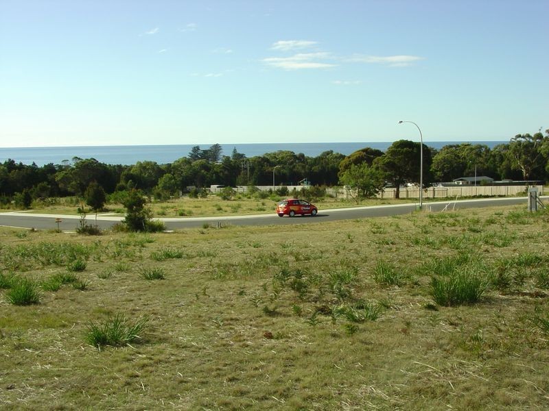 12 Wallace Avenue, Bicheno TAS 7215