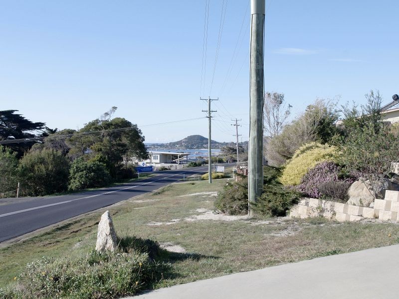 180 Tasman Highway, Bicheno TAS 7215