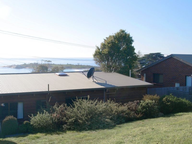 180 Tasman Highway, Bicheno TAS 7215