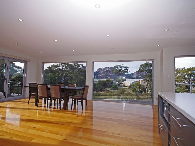 2/3 Bradley Drive, Coles Bay TAS 7215