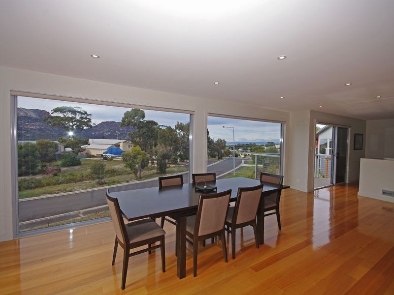 2/3 Bradley Drive, Coles Bay TAS 7215