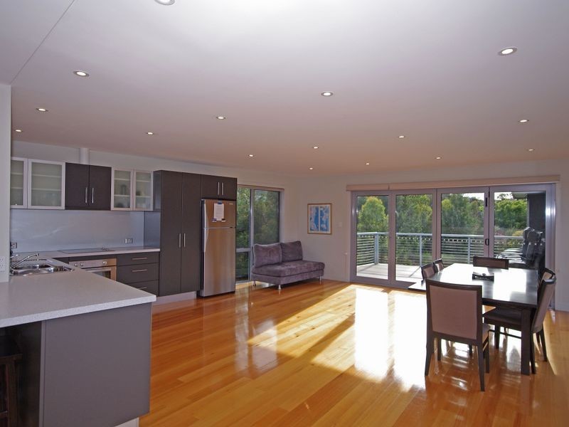 2/3 Bradley Drive, Coles Bay TAS 7215