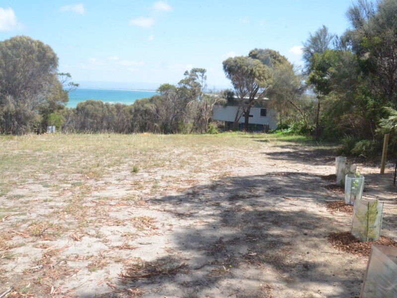45 Oyster Bay Court, Coles Bay TAS 7215