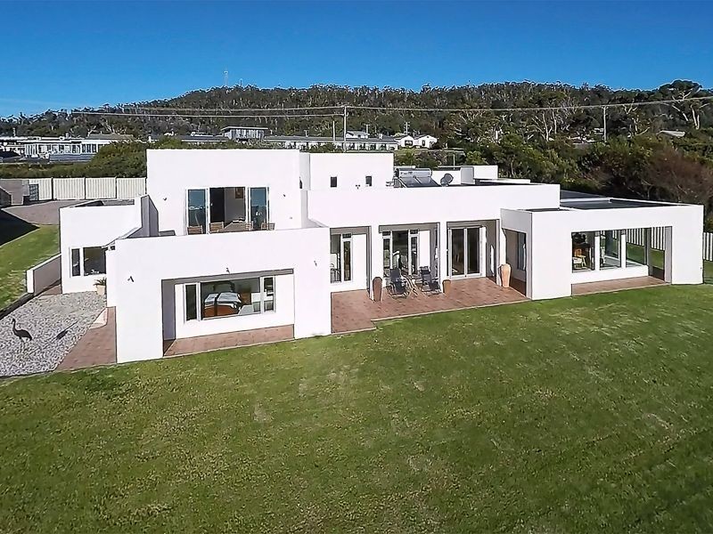 2 Jetty Road, Bicheno TAS 7215