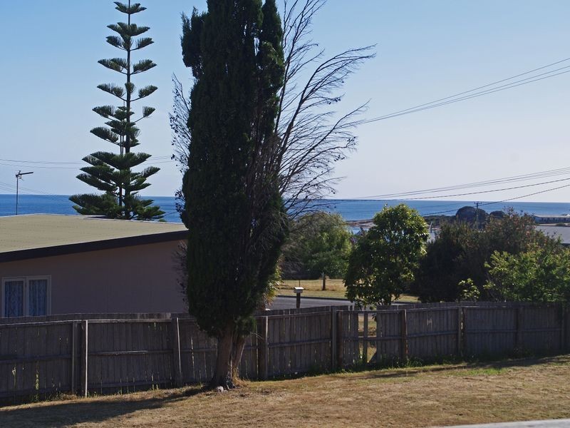 8-10 Lovett Street, Bicheno TAS 7215