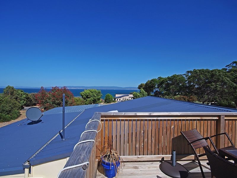20 Oyster Bay Court, Coles Bay TAS 7215