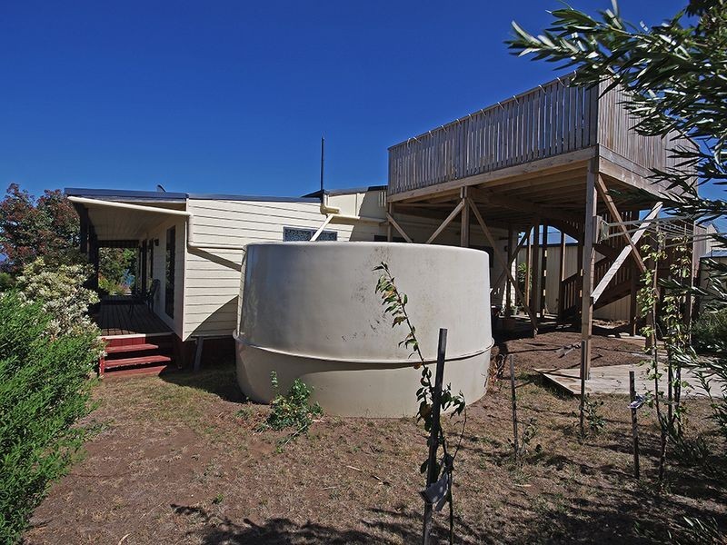 20 Oyster Bay Court, Coles Bay TAS 7215