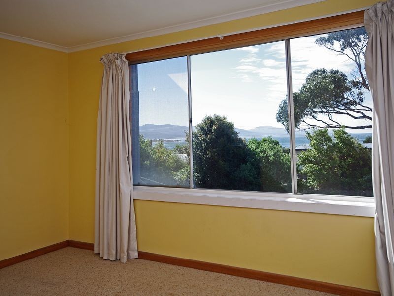 1 Beattie Avenue, Bicheno TAS 7215