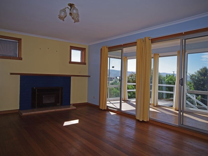 1 Beattie Avenue, Bicheno TAS 7215