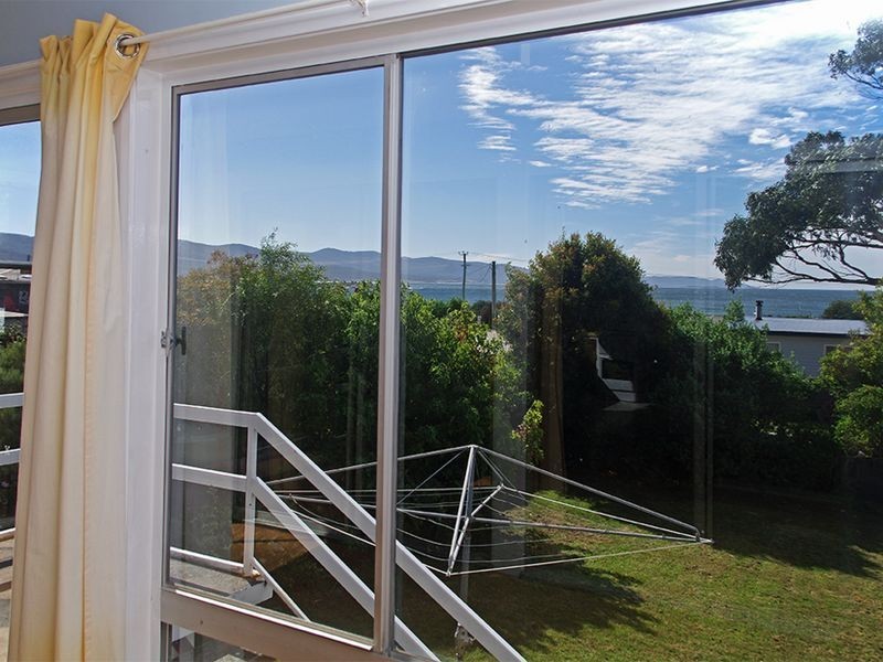 1 Beattie Avenue, Bicheno TAS 7215