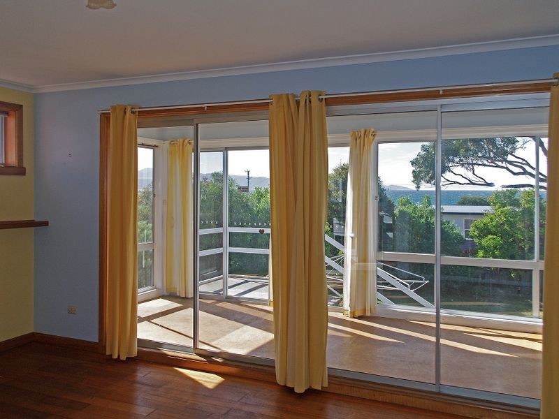 1 Beattie Avenue, Bicheno TAS 7215