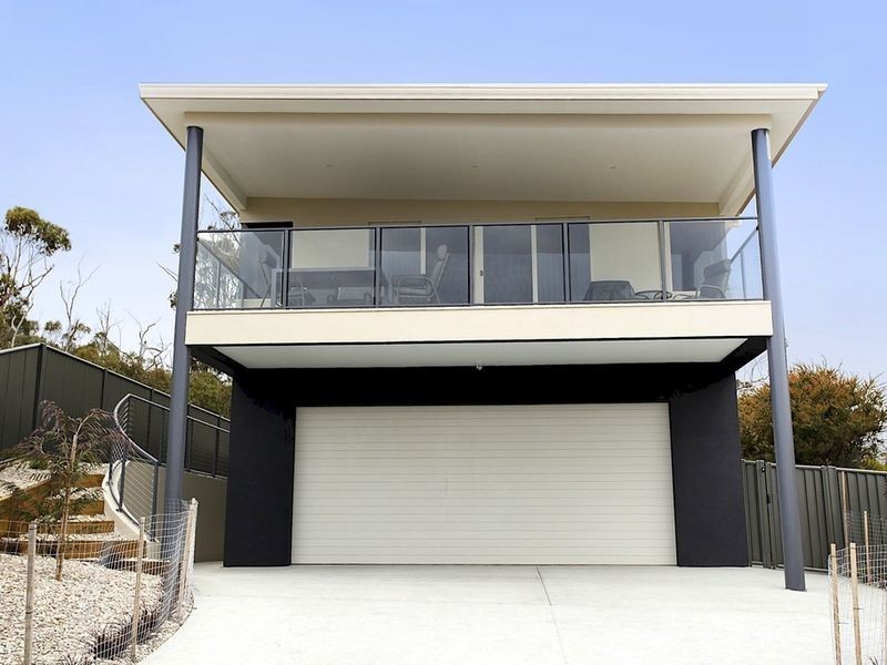 1/3 Gordon Heights, Bicheno TAS 7215