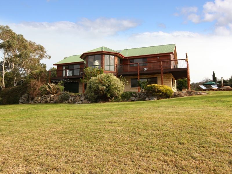43 Harveys Farm Rd, Bicheno TAS 7215