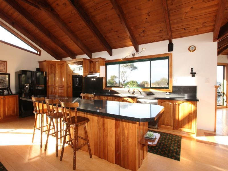 43 Harveys Farm Rd, Bicheno TAS 7215