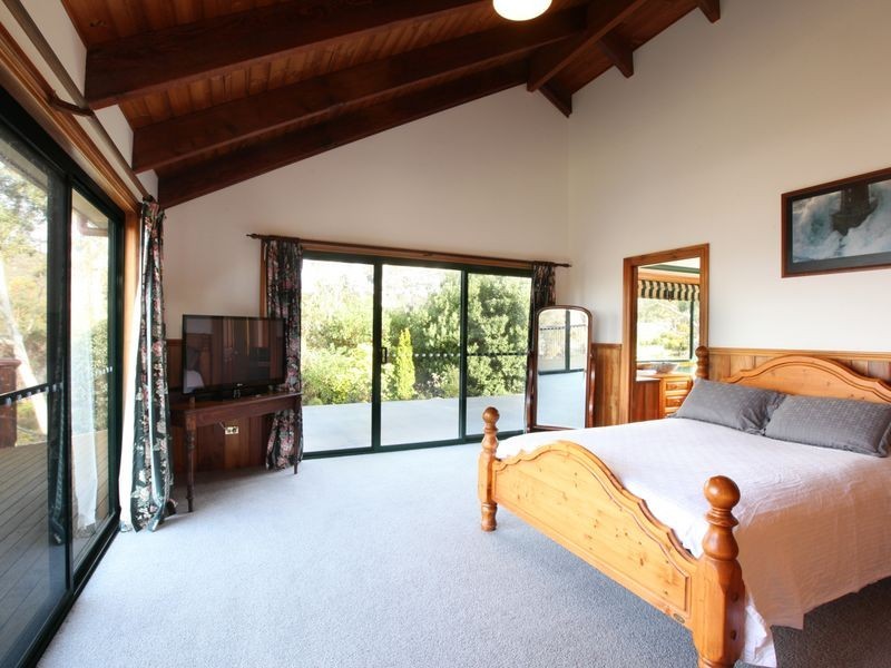 43 Harveys Farm Rd, Bicheno TAS 7215