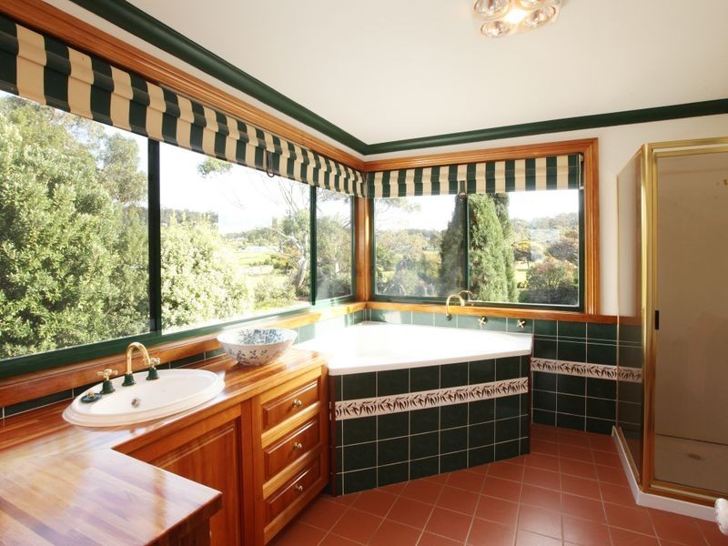 43 Harveys Farm Rd, Bicheno TAS 7215