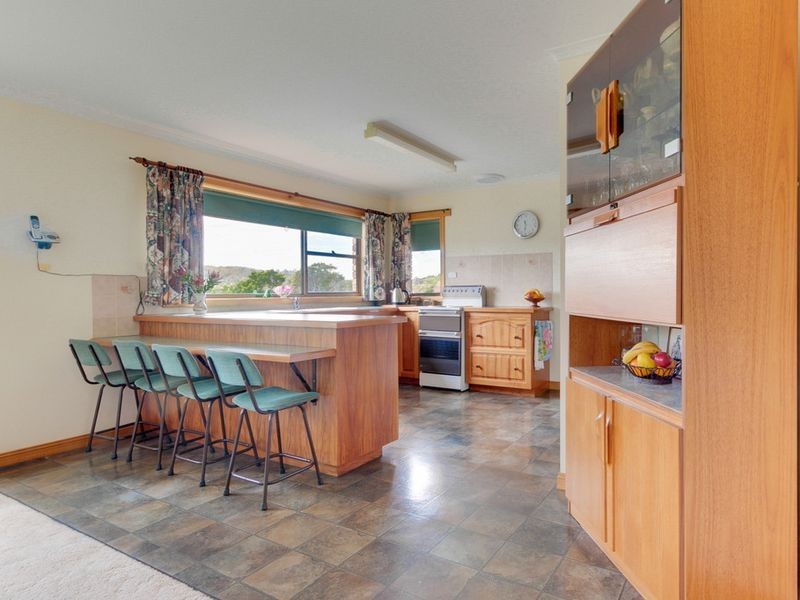 123 Swanwick Drive, Coles Bay TAS 7215
