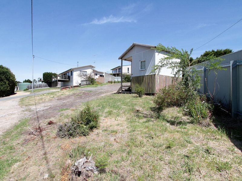 28 Jetty Road, Coles Bay TAS 7215