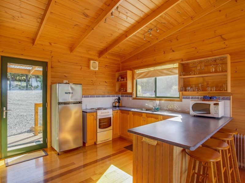 22 Rosedale Road, Bicheno TAS 7215