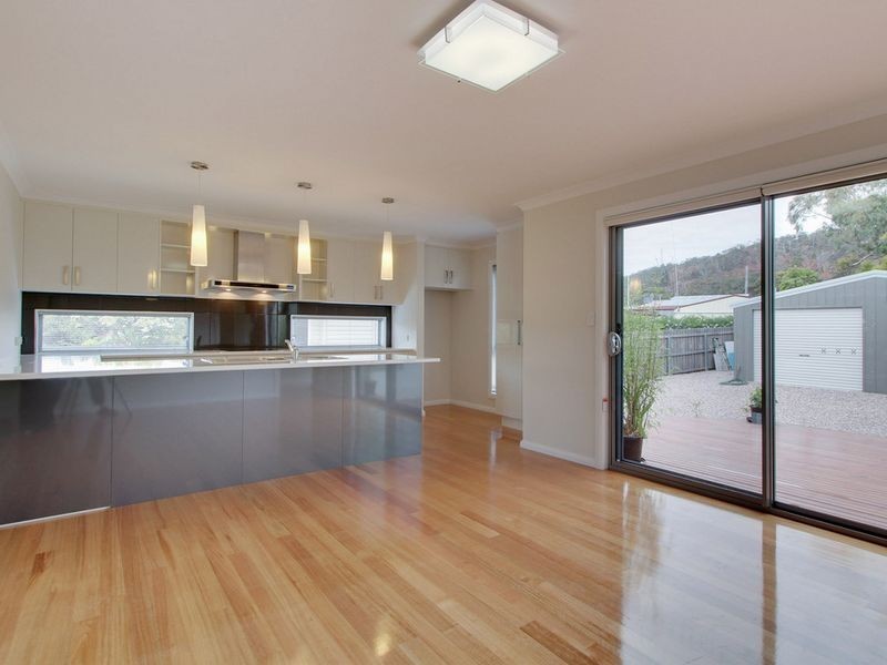 36 Tasman Highway, Bicheno TAS 7215