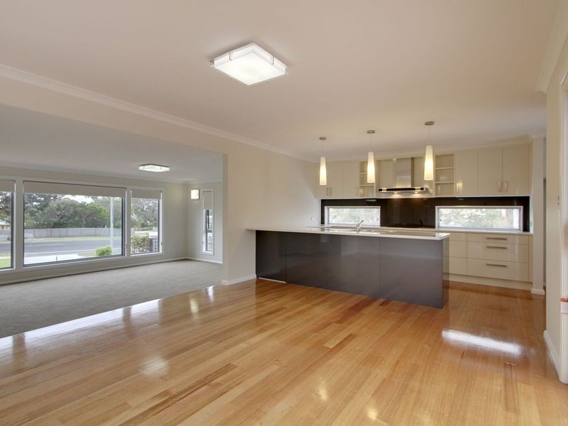 36 Tasman Highway, Bicheno TAS 7215