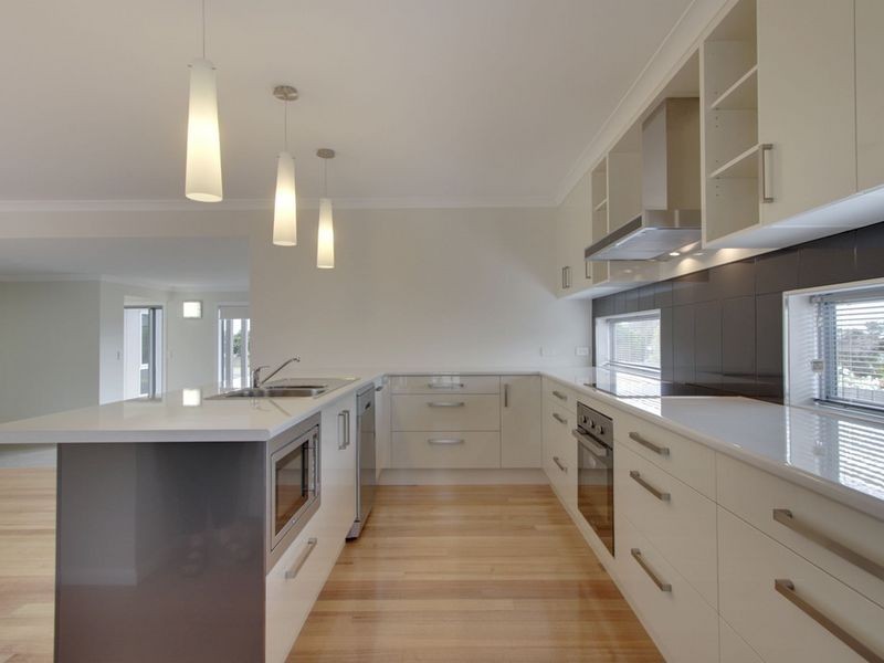 36 Tasman Highway, Bicheno TAS 7215