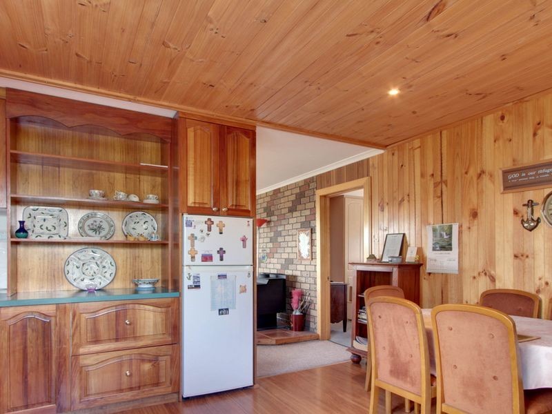 13 Barrett Avenue, Bicheno TAS 7215