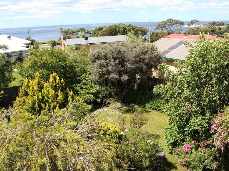 13 Barrett Avenue, Bicheno TAS 7215
