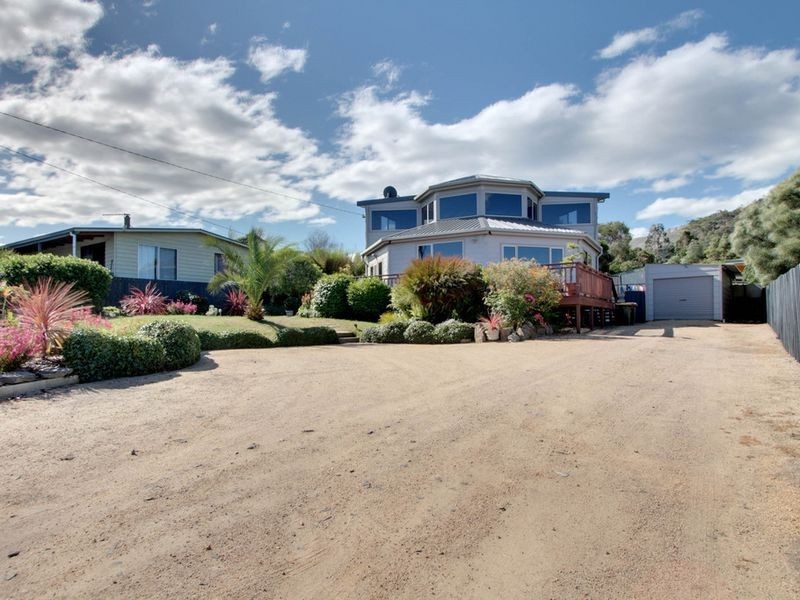 12 Weily Avenue, Bicheno TAS 7215