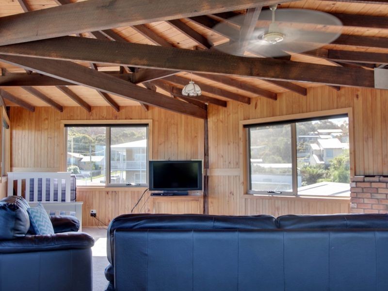 12 Weily Avenue, Bicheno TAS 7215