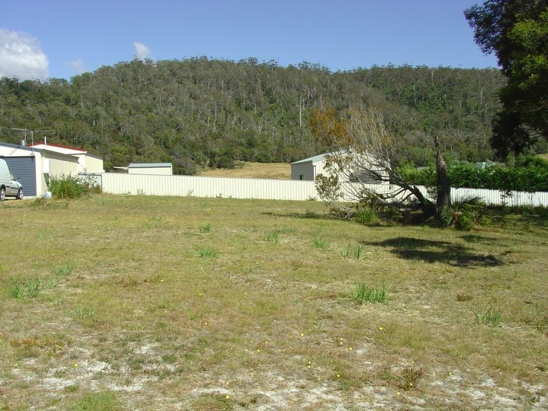 6 Wallace Avenue, Bicheno TAS 7215