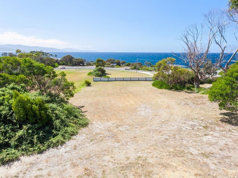 12 James Street, Bicheno TAS 7215