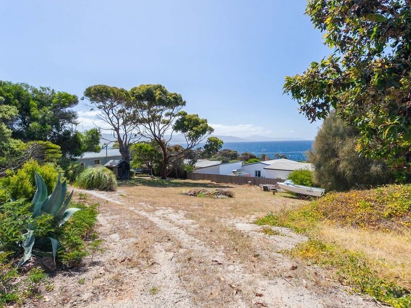 16 James Street, Bicheno TAS 7215