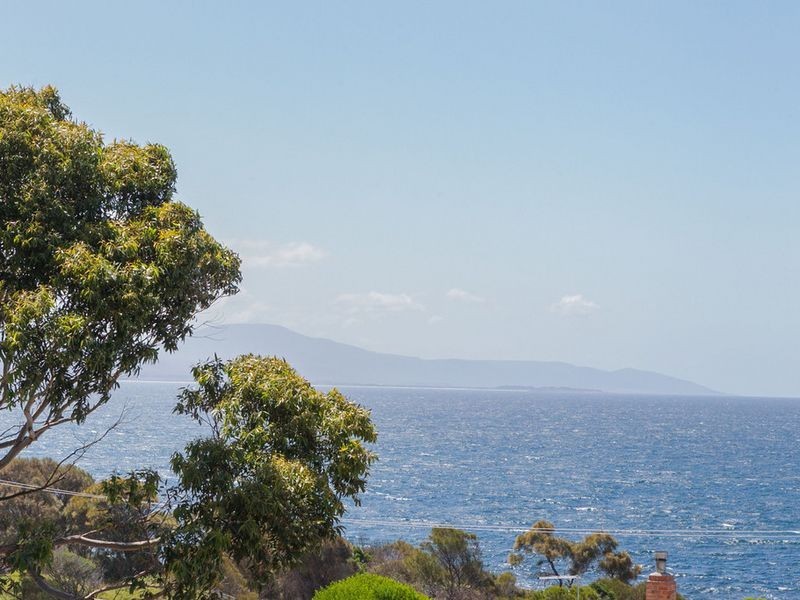 16 James Street, Bicheno TAS 7215