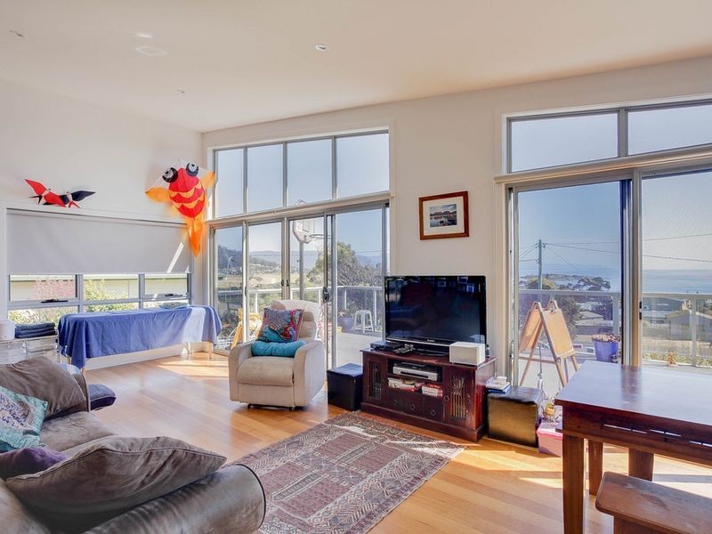 6 Gamble Crescent, Bicheno TAS 7215