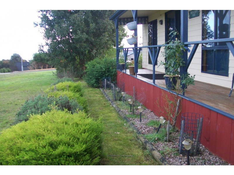 20 Oyster Bay Court, Coles Bay TAS 7215