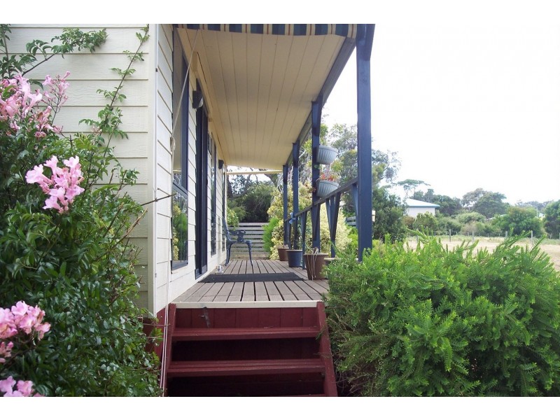 20 Oyster Bay Court, Coles Bay TAS 7215