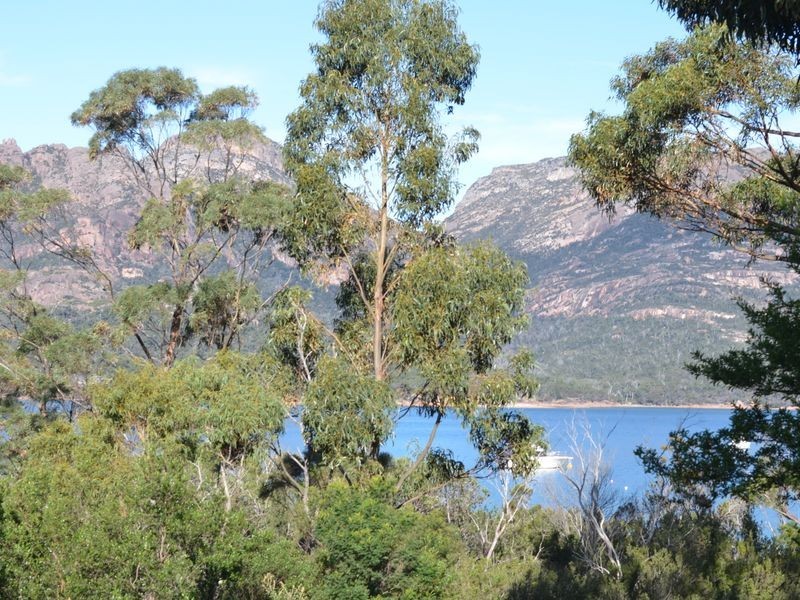 94 Freycinet Drive, Coles Bay TAS 7215
