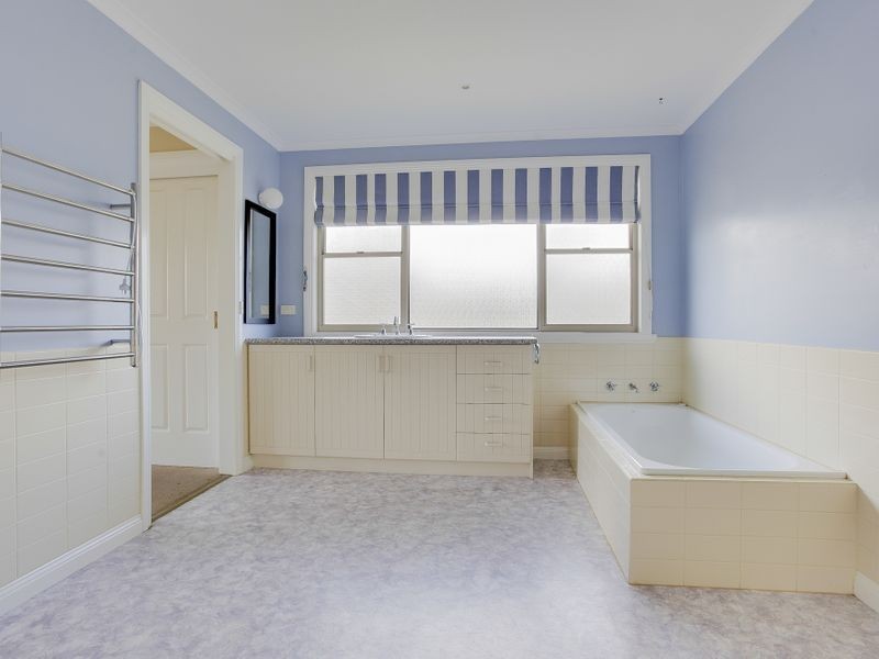 13 Old Spring Bay Road, Swansea TAS 7190