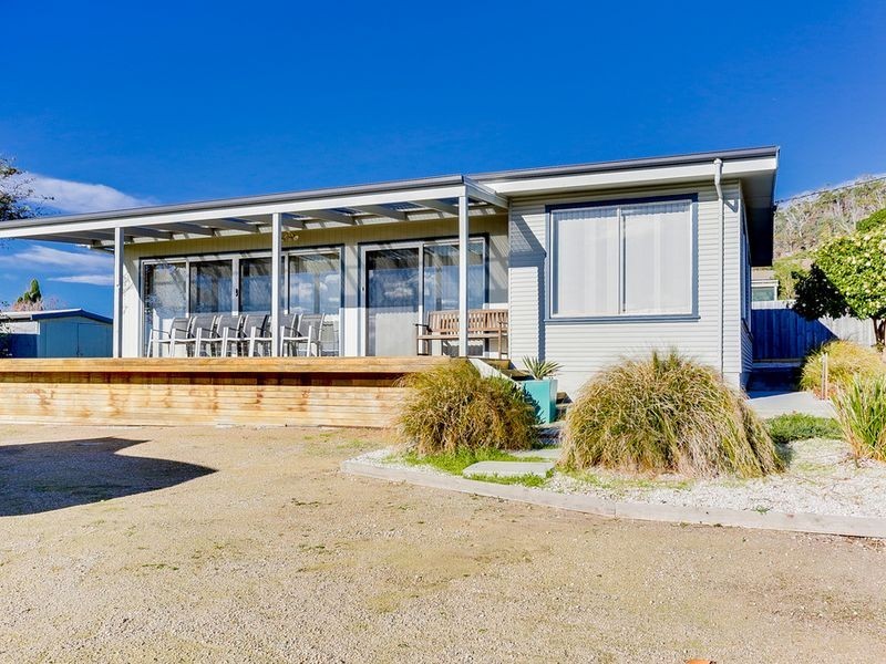8 Barrett Avenue, Bicheno TAS 7215