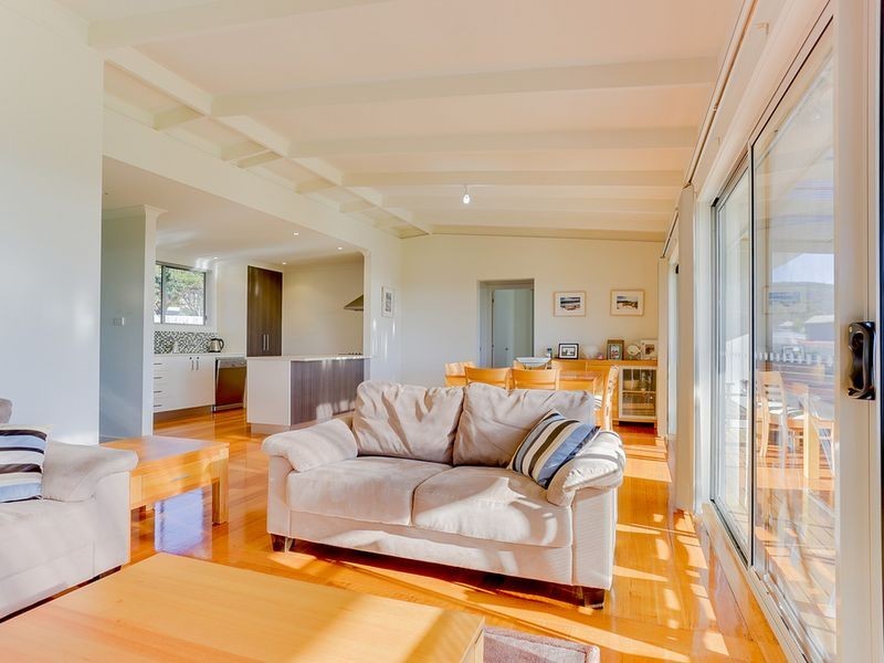 8 Barrett Avenue, Bicheno TAS 7215